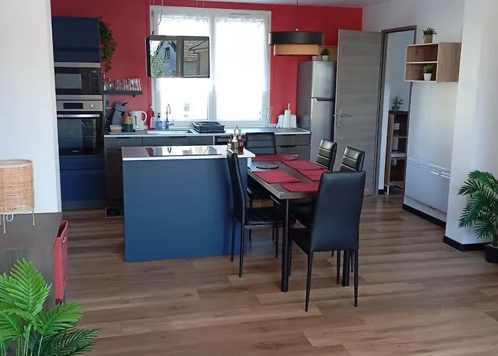 T3, 2 Chambres Avec Parking Prive