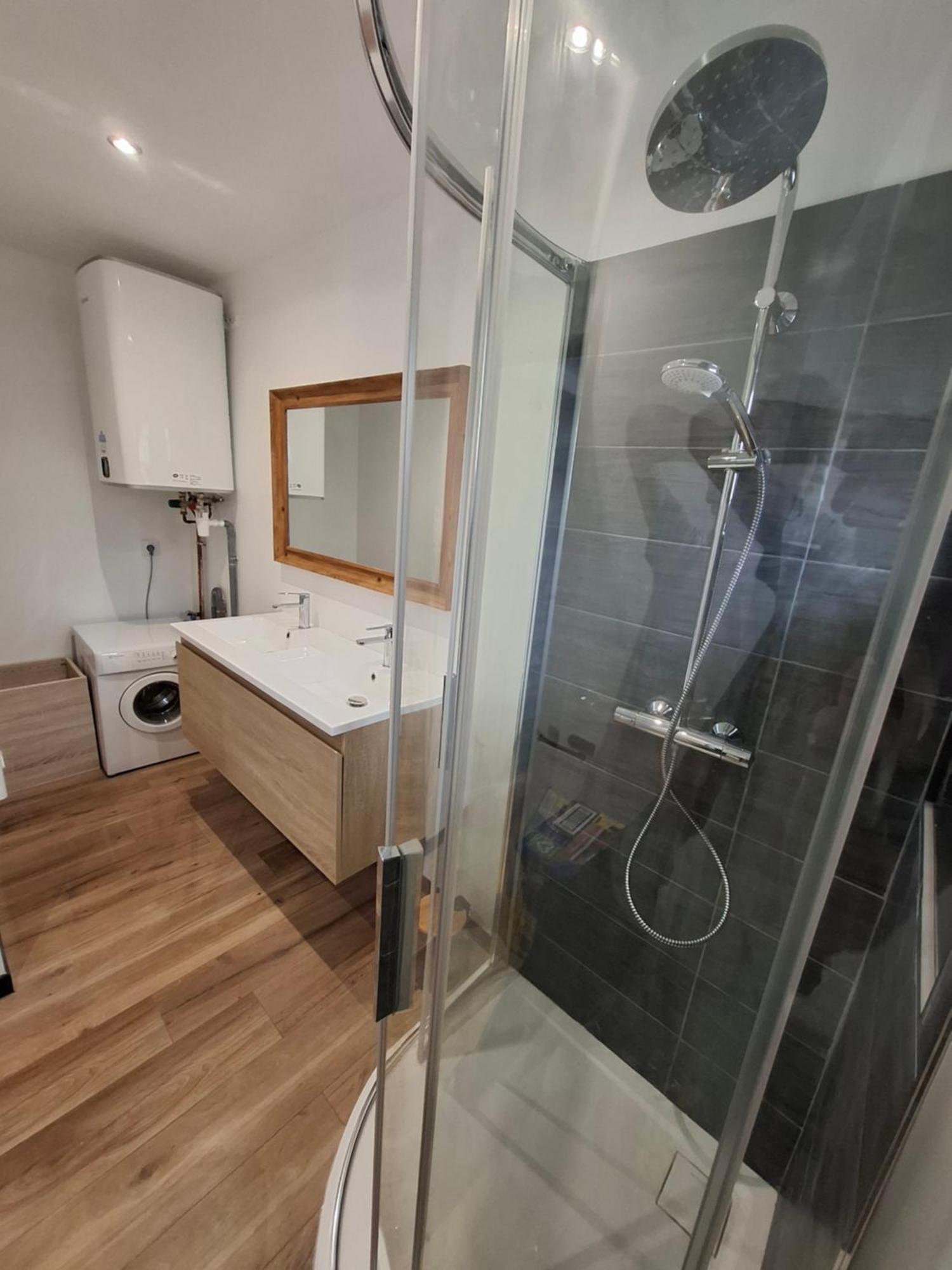 T3, 2 Avec Parking Prive Apartment *