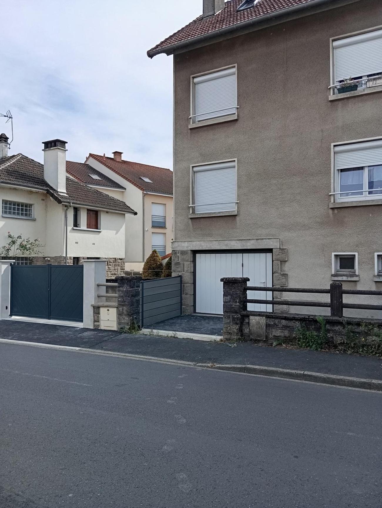 Apartment T3, 2 Avec Parking Prive