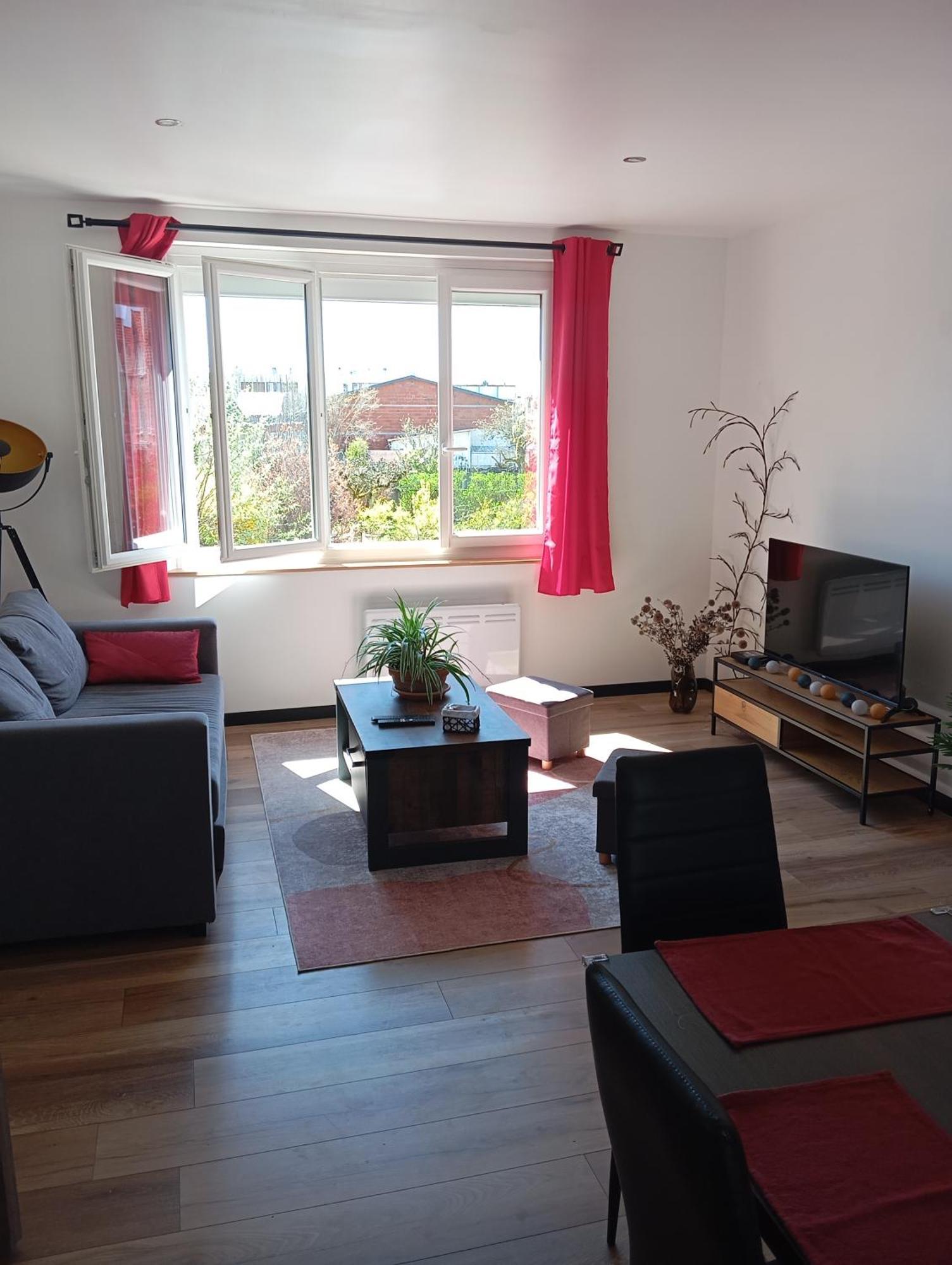 Apartment T3, 2 Avec Parking Prive